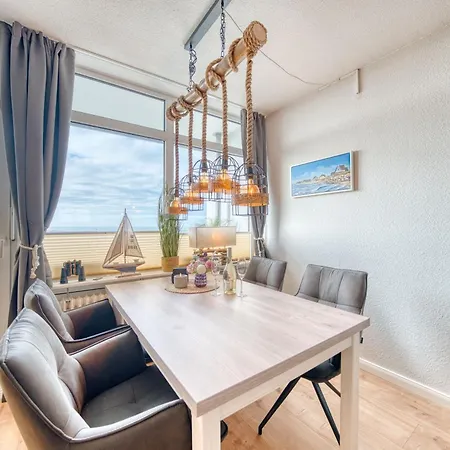 Apartament - Haus F, App 0f1207 *